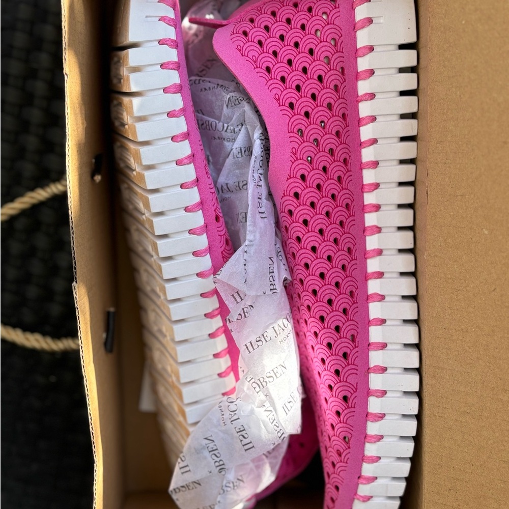 NEW Ilse Jacobsen Rose / hot pink Tulip Shoes